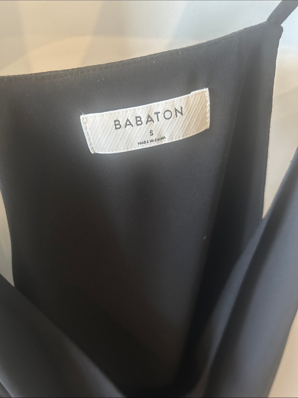 Like New Aritizia Babaton Everly Cami Tank Top, Black, size Small - Picture 3 of 7